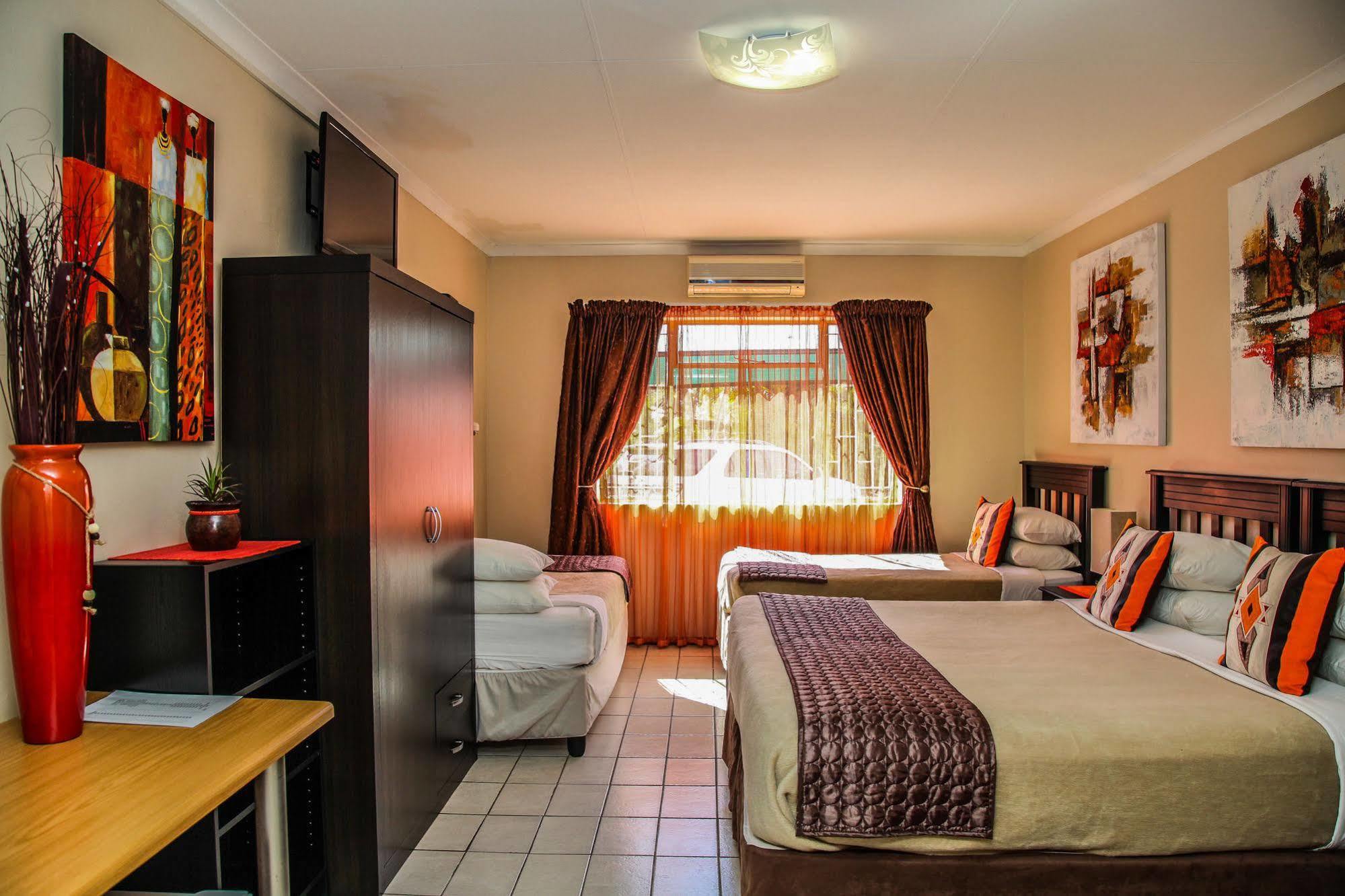 פונגולה Aber Jetz Guesthouse מראה חיצוני תמונה